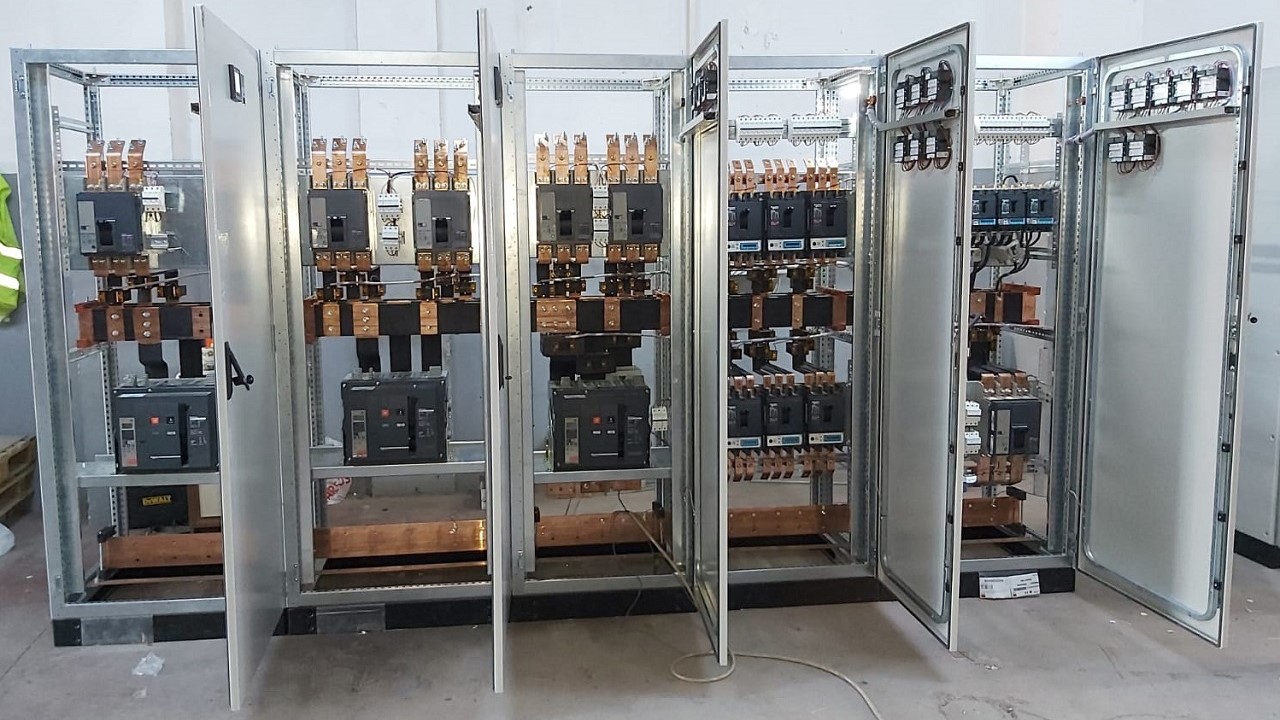 Gün Elektrik Otomasyon, aydınlatma panoları, dağıtım panoları, GES panoları, orta gerilim panoları, kompanzasyon panoları, otomasyon sistemleri, elektrik pano imalatı, pano montajı, elektrik dağıtım sistemleri, enerji yönetimi, PLC otomasyon sistemleri, Delta PLC otomasyon, jeneratör transfer panoları, trafo panoları, hücre panoları, dahili tip panolar, harici tip panolar, güç artırımı hizmeti, trafo tesis kurulumu, jeneratör sistem kurulumu, enerji çözümleri, endüstriyel pano sistemleri, elektrik taahhüt, enerji altyapı çözümleri, elektrik proje uygulama, enerji verimliliği sistemleri, profesyonel pano üretimi, endüstriyel otomasyon çözümleri, elektrik sistem entegrasyonu, akıllı enerji sistemleri